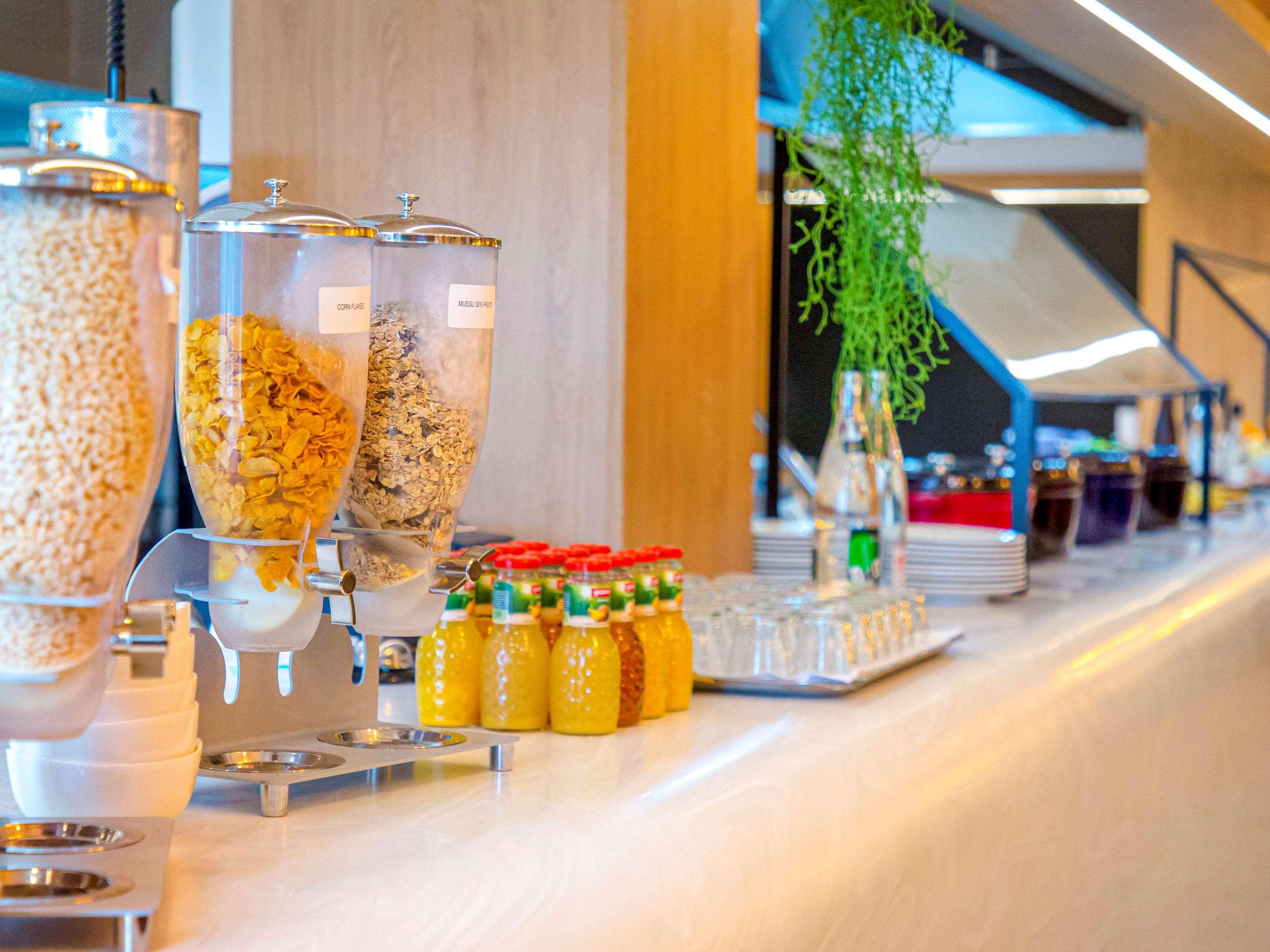 Mercure & Conventions (adults Only) Hotel